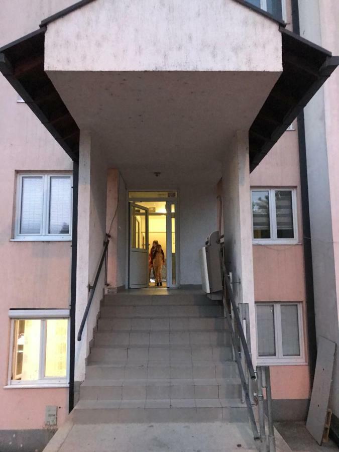 Private Apartman Apartment Berane Exterior photo